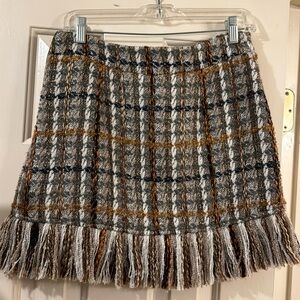 AURA size medium skirt (4-6)